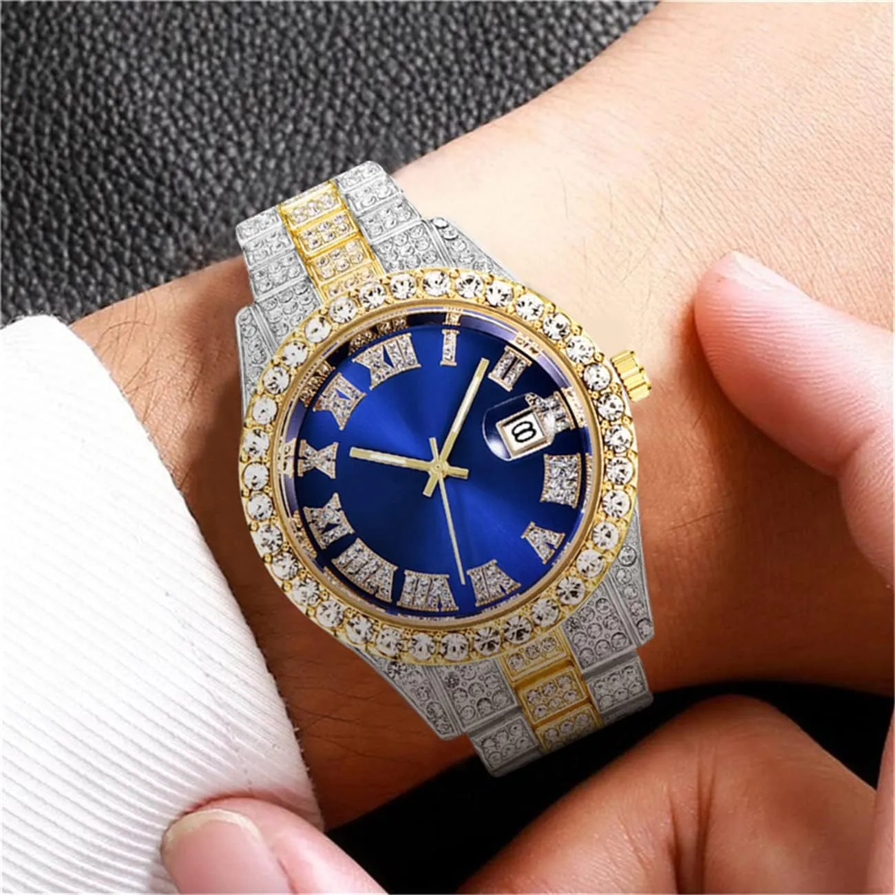 Hip loosely Hop Watch with Roman Scale Calendar Crystal Rhinestone Watches Stainless Steel Iced-Out Wrist Watch CdyBox Men 