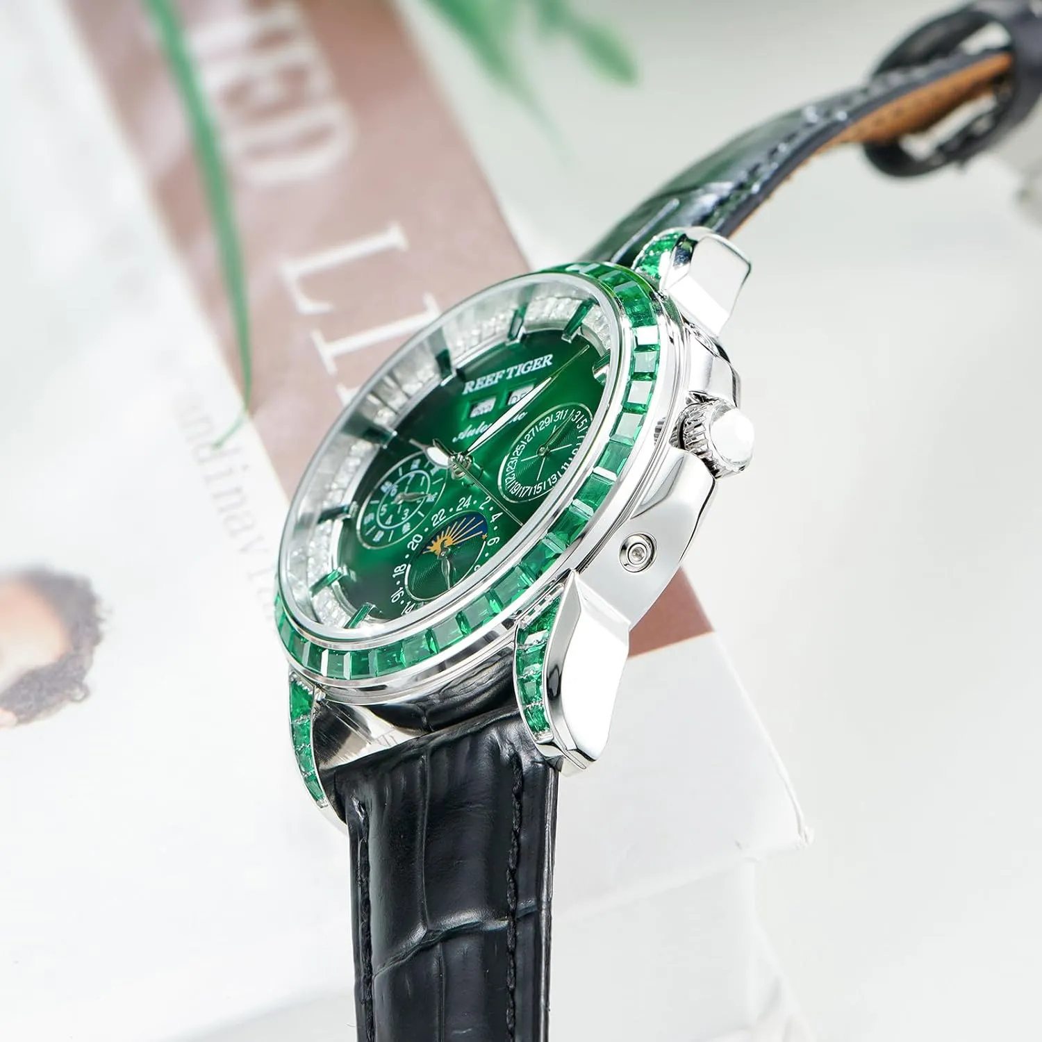 Luminous Leather Strap Classic Watch RGA1988 REEF TIGER Luxury Crystal Bezel Moonphase Complete Calendar Mechanical Automatic Watch precision for Men 