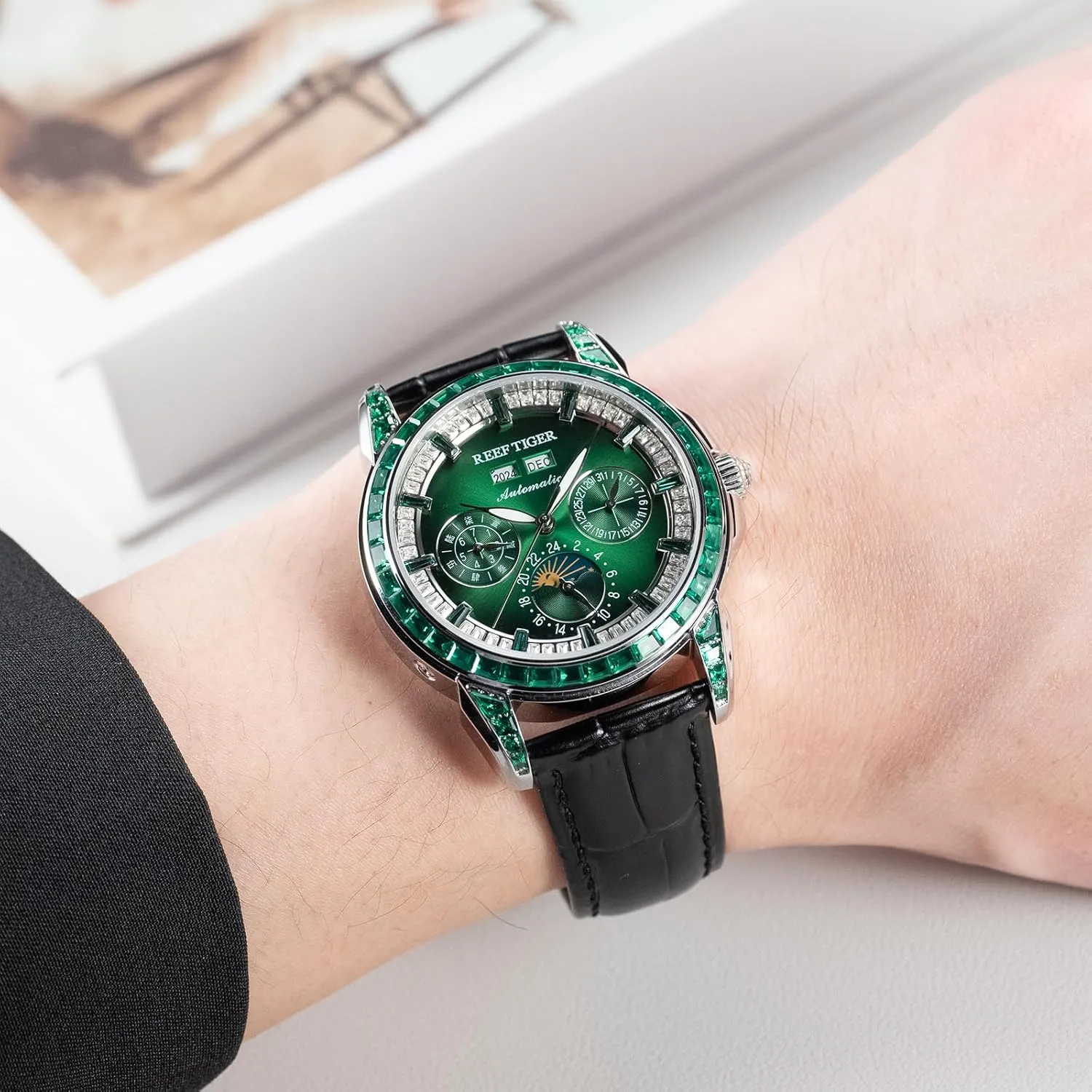Luminous Leather Strap Classic Watch RGA1988 REEF TIGER Luxury Crystal Bezel Moonphase Complete Calendar Mechanical Automatic Watch precision for Men 