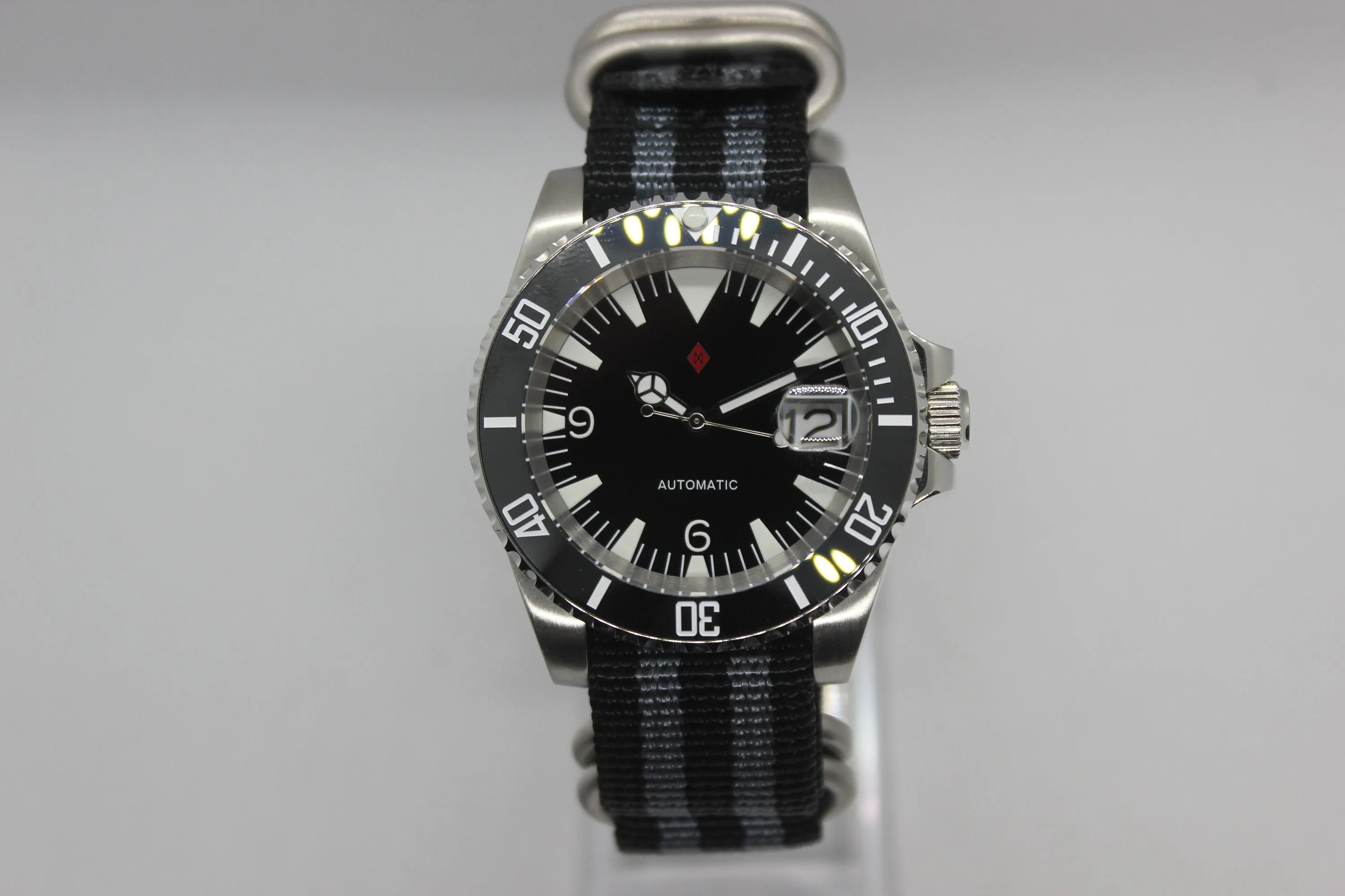 Men's 40MM Watch, Seiko NH35A Automatic Movement, Dagaz Sea Explorer Dial, Sapphire Crystal