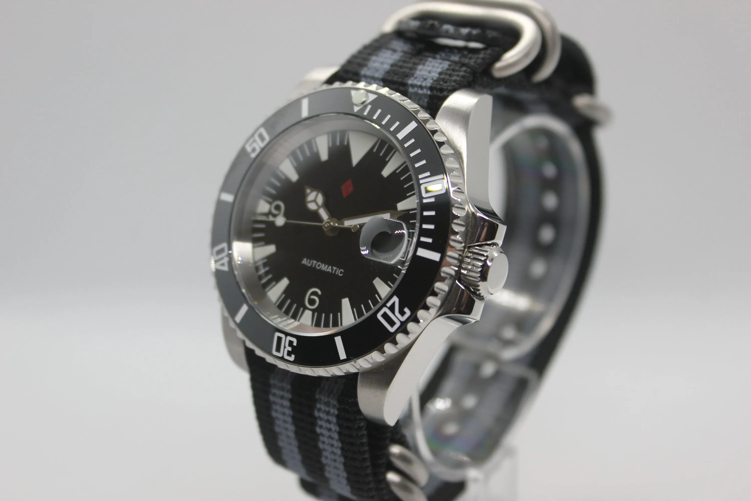 Men's 40MM Watch, Seiko NH35A Automatic Movement, Dagaz Sea Explorer Dial, Sapphire Crystal