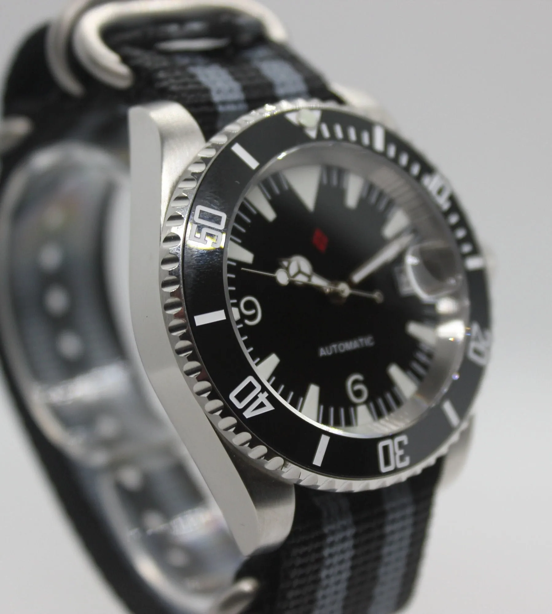 Men's 40MM Watch, Seiko NH35A Automatic Movement, Dagaz Sea Explorer Dial, Sapphire Crystal