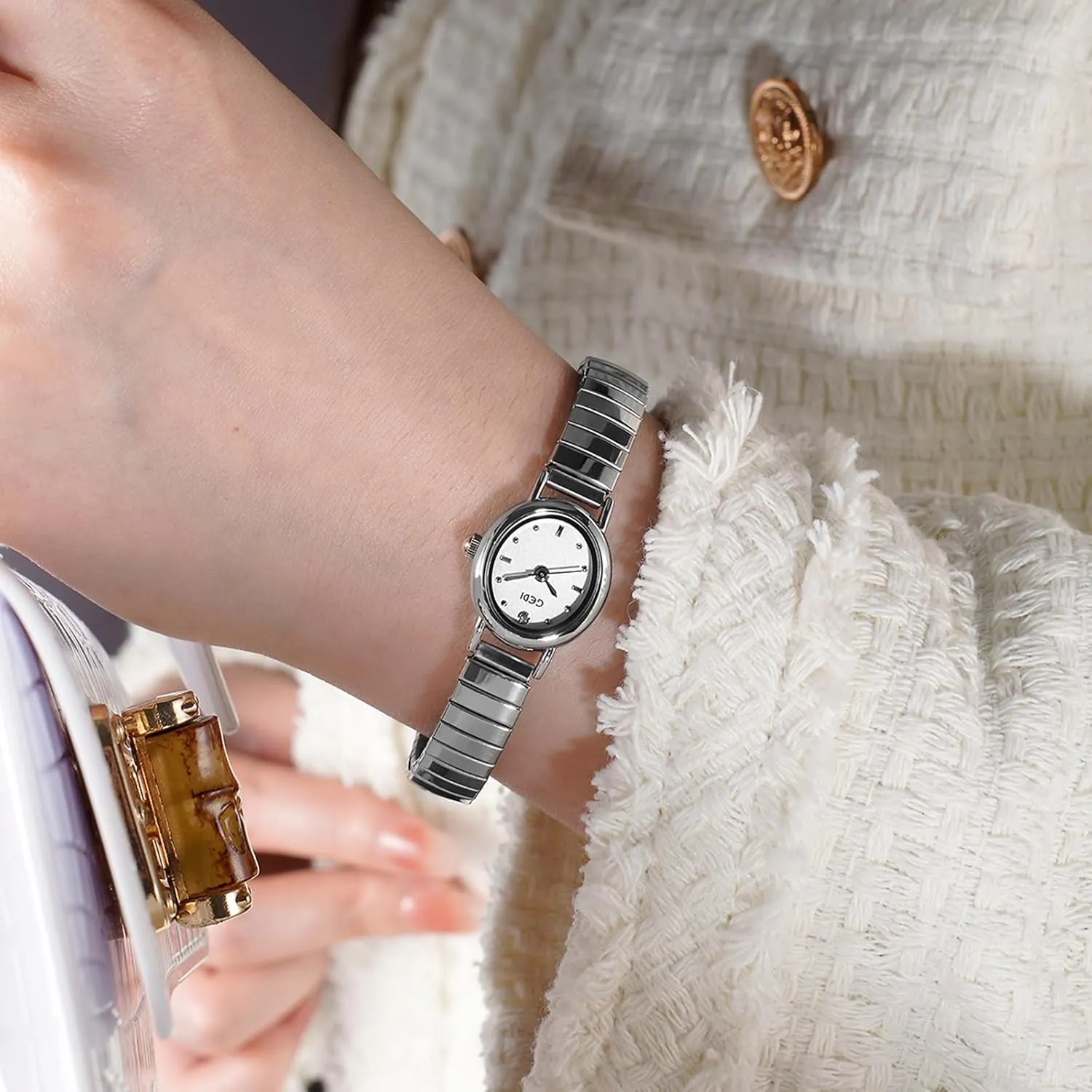 Petite Oval Dial Waterproof Ladies Analog Quartz Watches Gosasa Women's Easy to Read Watch Stainless Steel Expansion Band Elastic coordinate sterile emancipate butler obstacle Strap Gold Silver Tone 