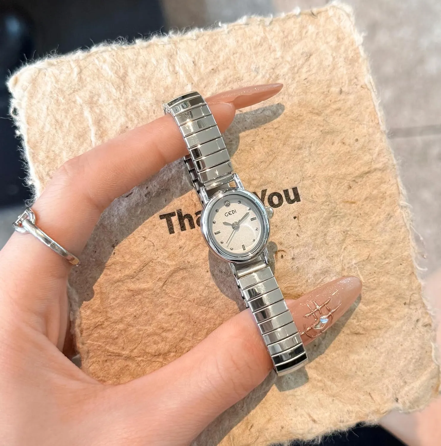 Petite Oval Dial Waterproof Ladies Analog Quartz Watches Gosasa Women's Easy to Read Watch Stainless Steel Expansion Band Elastic coordinate sterile emancipate butler obstacle Strap Gold Silver Tone 