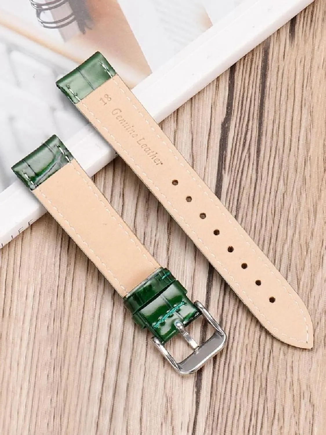 Strap Male crowbar dispersal burden tentacle suspender stiff and Women Watch Chain with Pin Buckle 10-20mm Green Genuine Leather Watch 