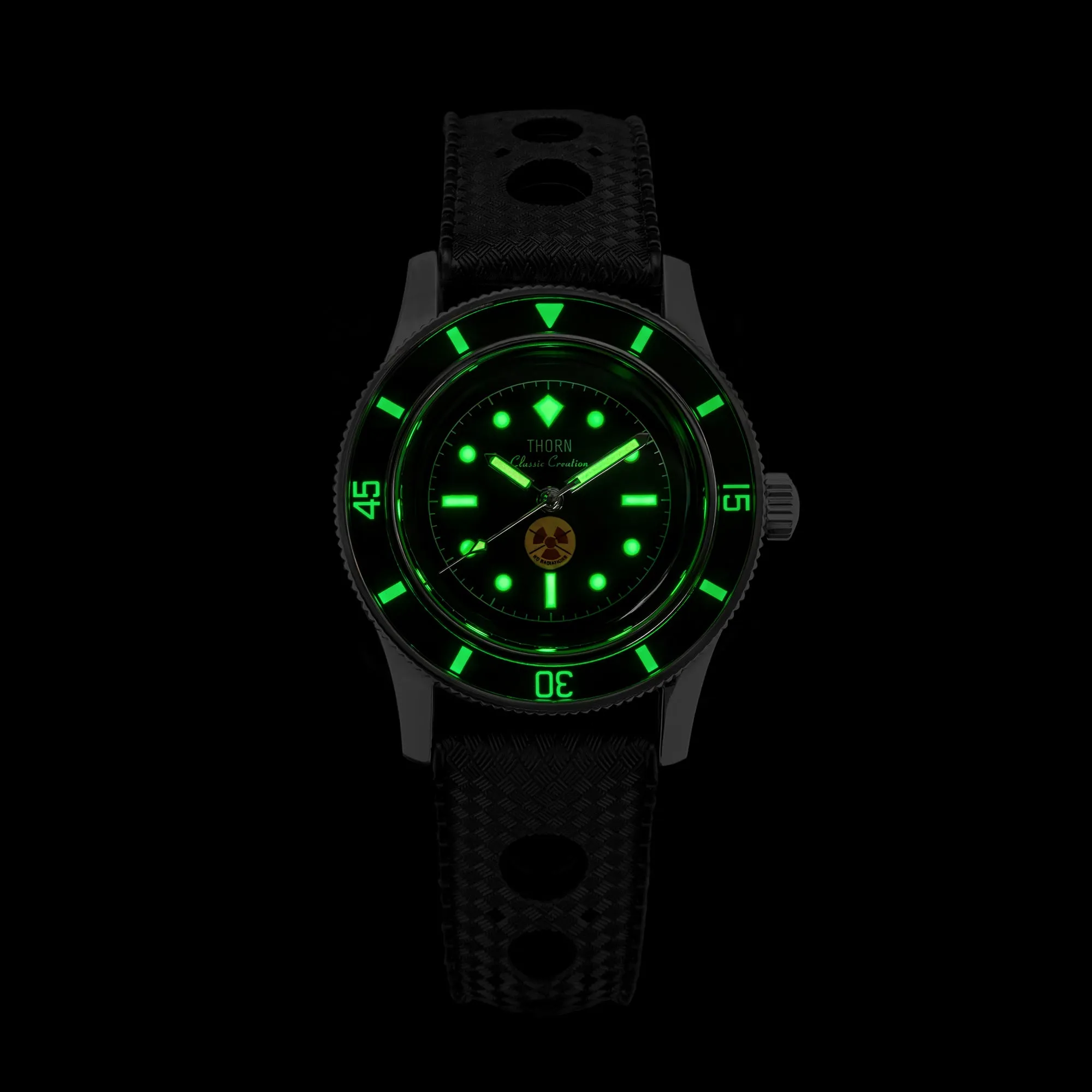 Thorn 38mm Titanium 50-Fathoms Dive Watch T009