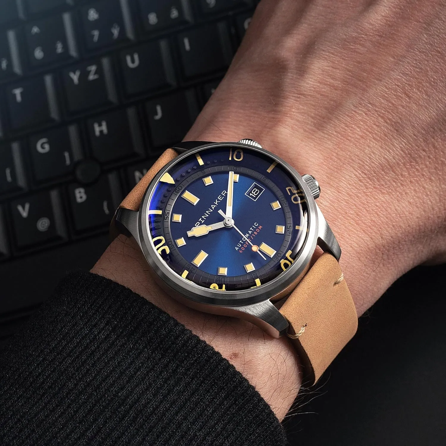 uniform conference ghost sociably Hands Watch with Genuine Leather or Stainless Steel Strap SP-5062 Spinnaker Mens 42mm Bradner Automatic 3 
