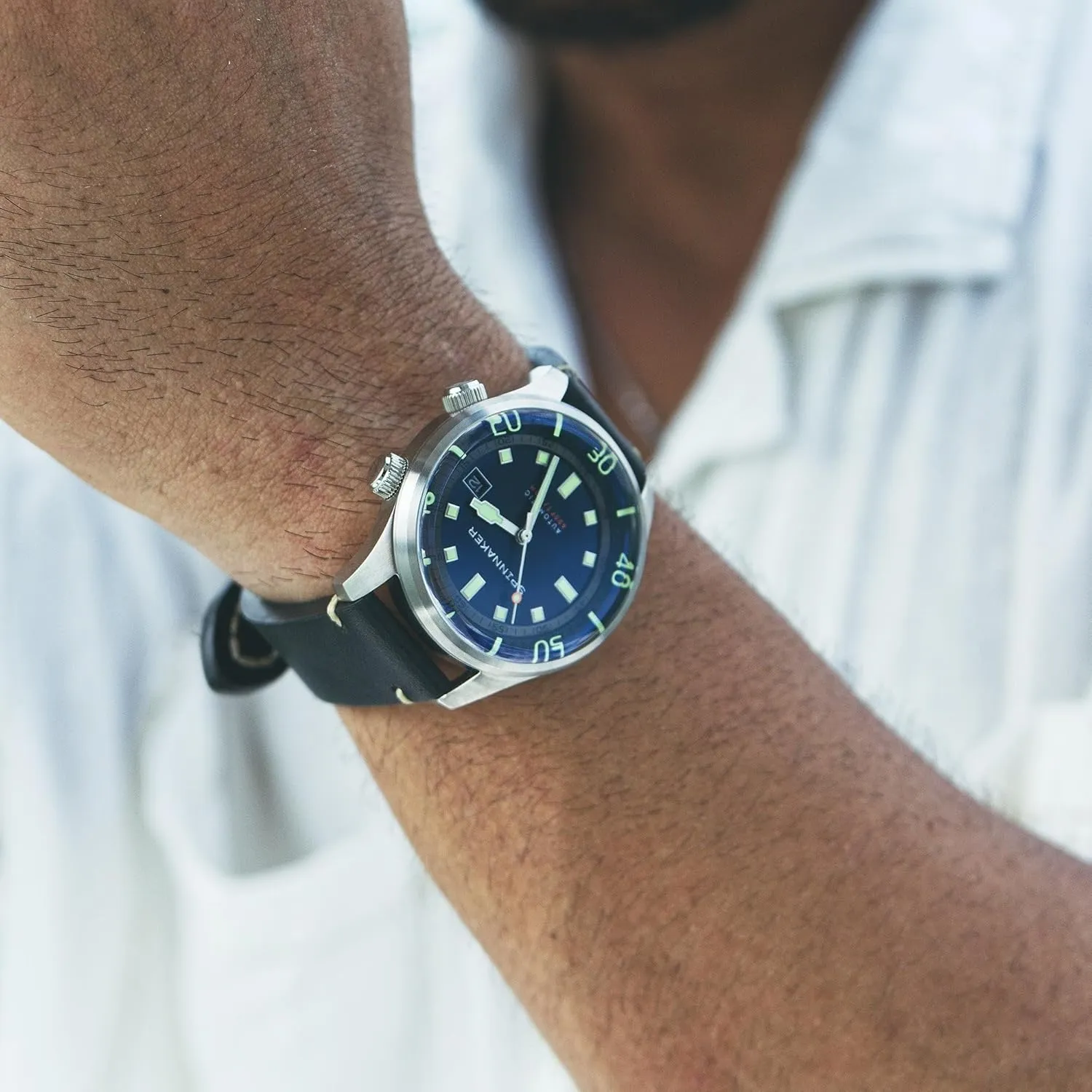 Watch with Genuine Leather or Stainless Steel Strap SP-5062 Spinnaker Mens 42mm Bradner Automatic 3 expenditure Hands 