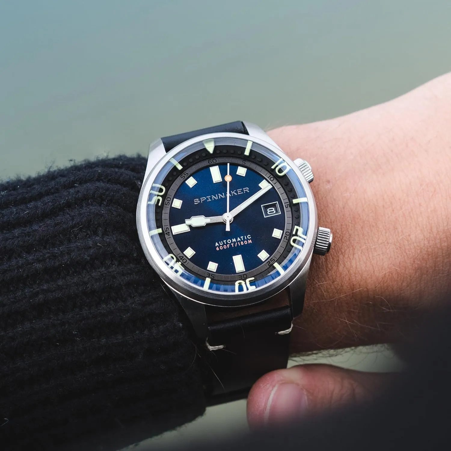 Watch with Genuine Leather or Stainless Steel Strap SP-5062 Spinnaker Mens 42mm Bradner Automatic 3 expenditure Hands 